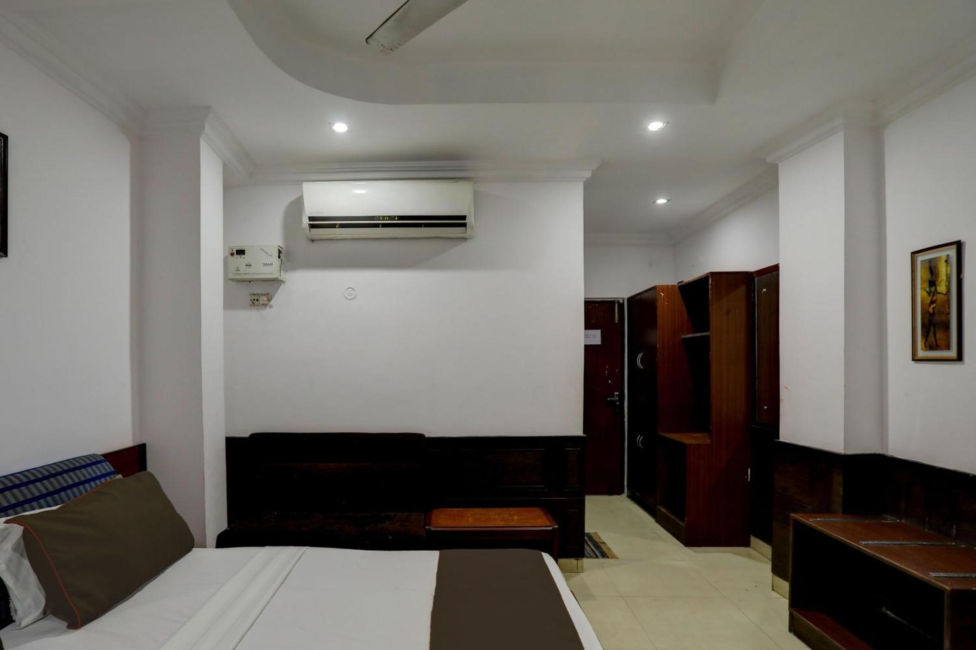 Hotel Monarch Inn Lucknow Eksteriør bilde