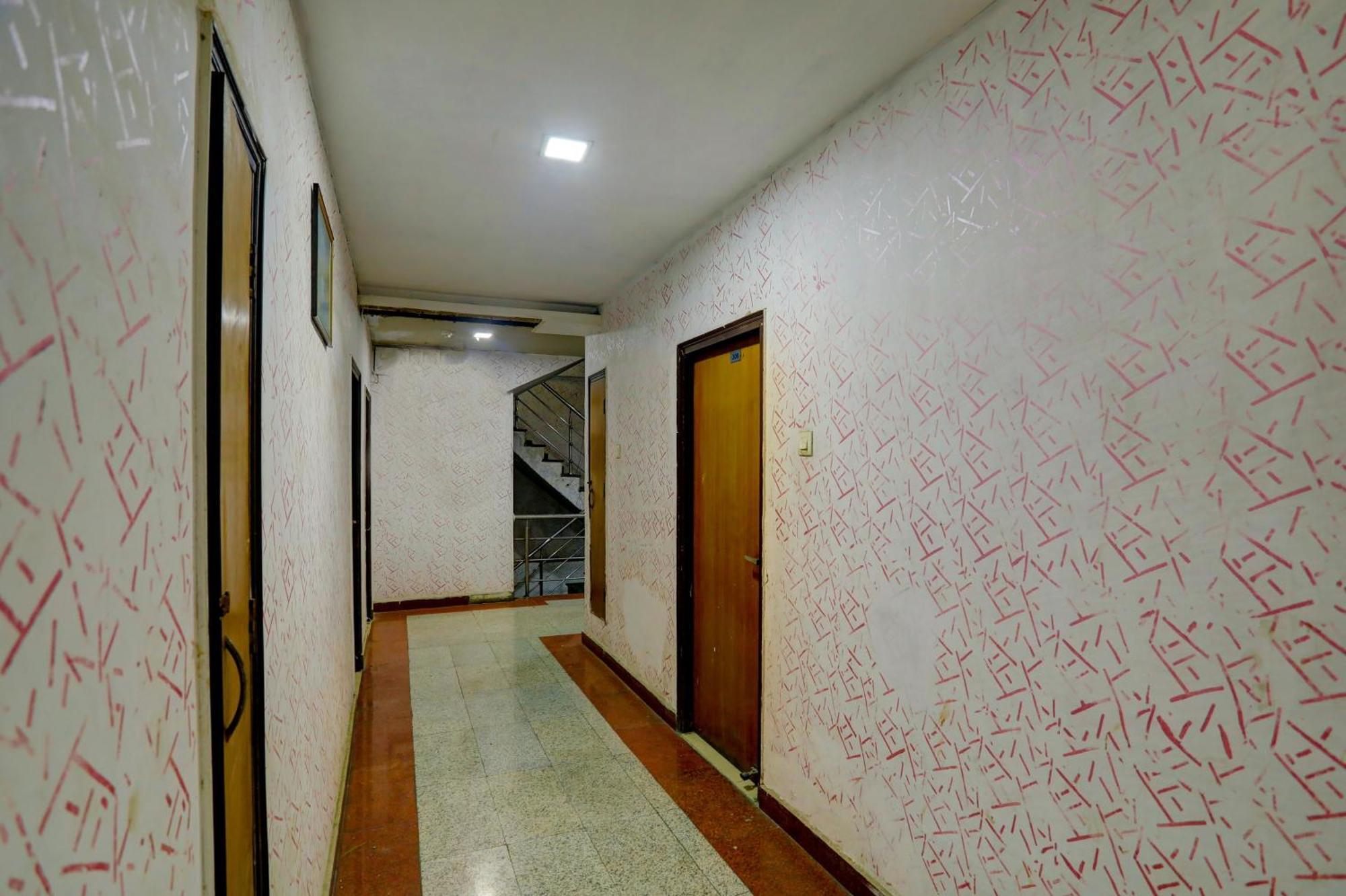 Hotel Monarch Inn Lucknow Eksteriør bilde