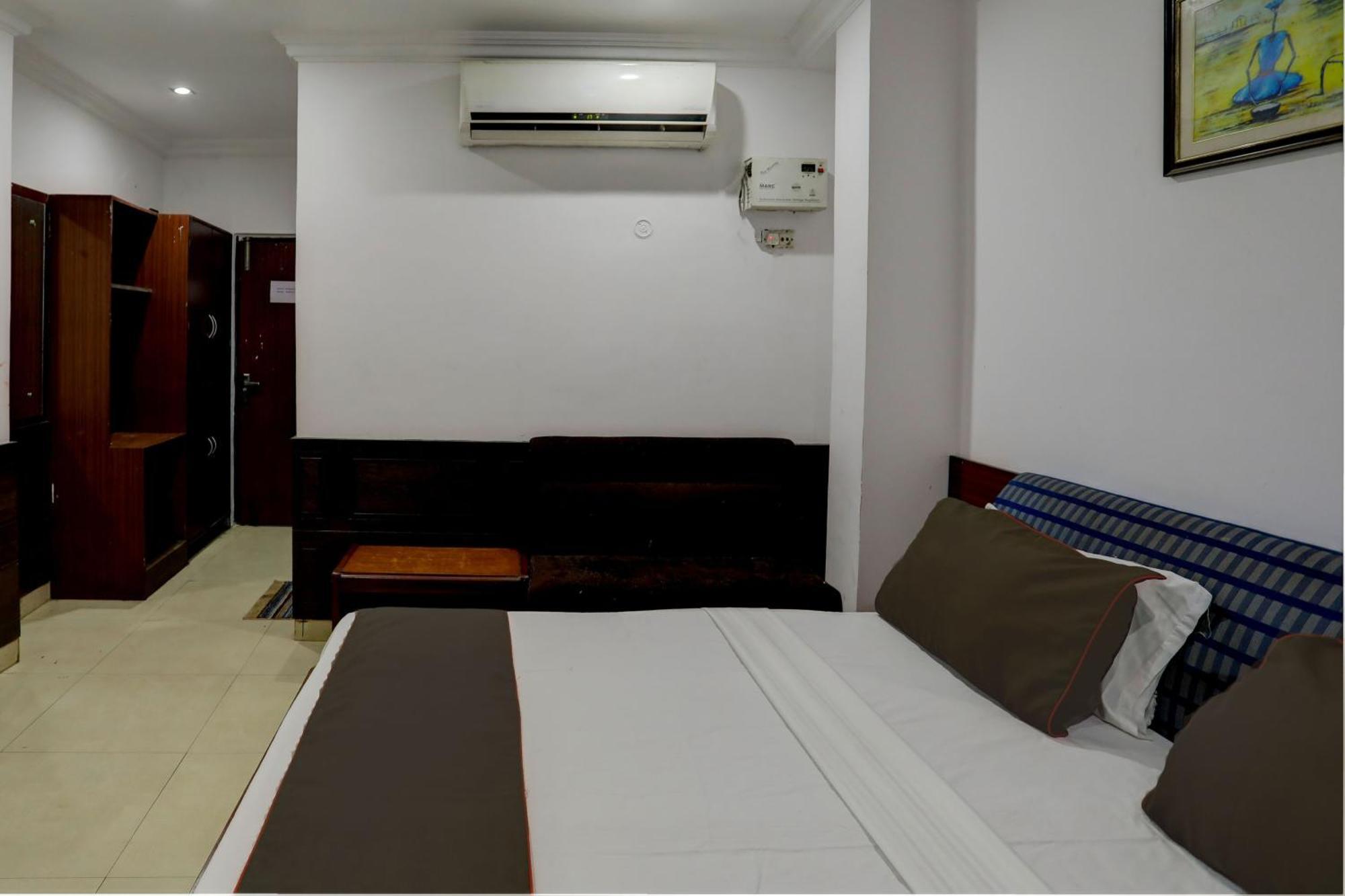 Hotel Monarch Inn Lucknow Eksteriør bilde