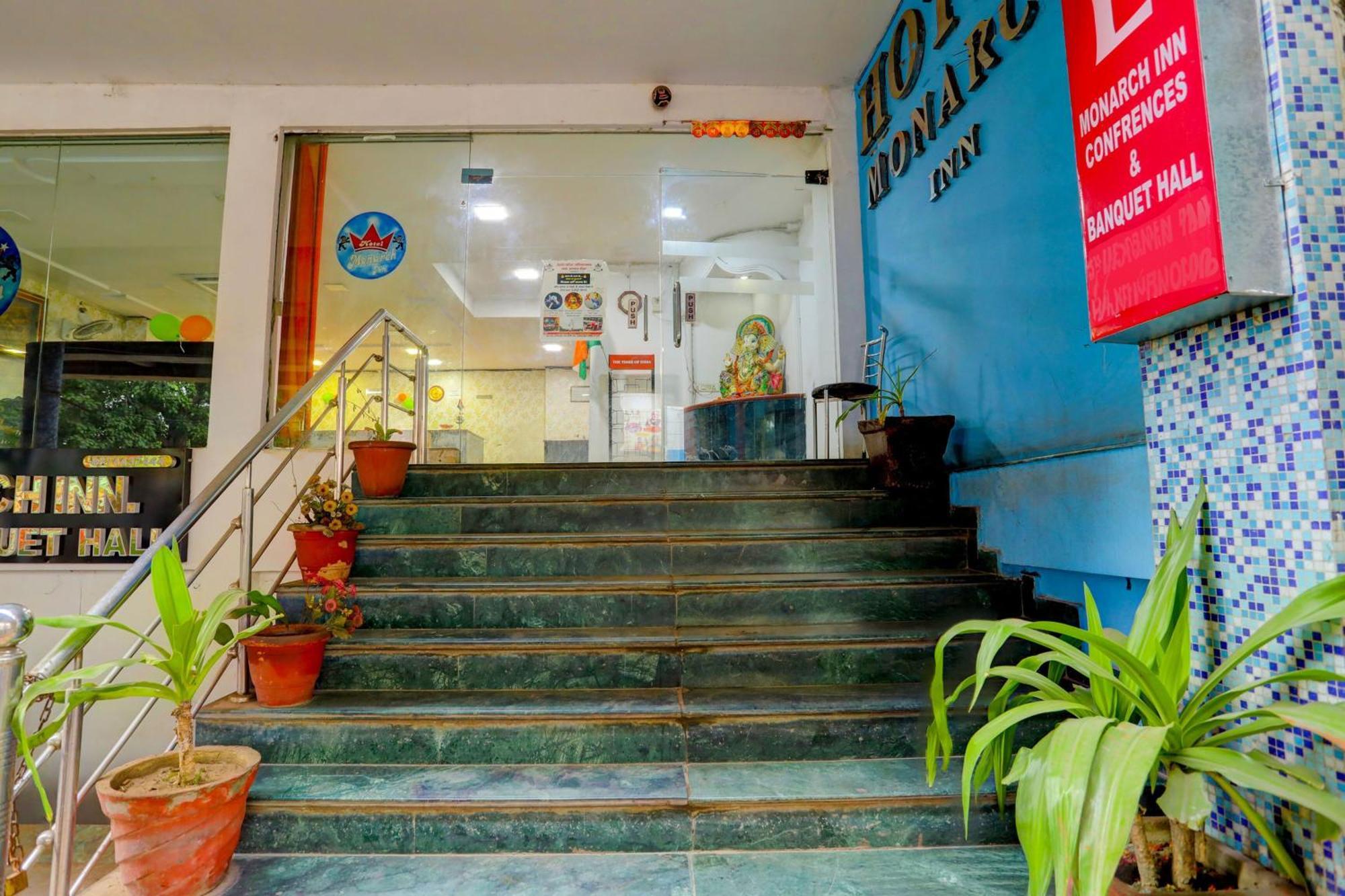 Hotel Monarch Inn Lucknow Eksteriør bilde