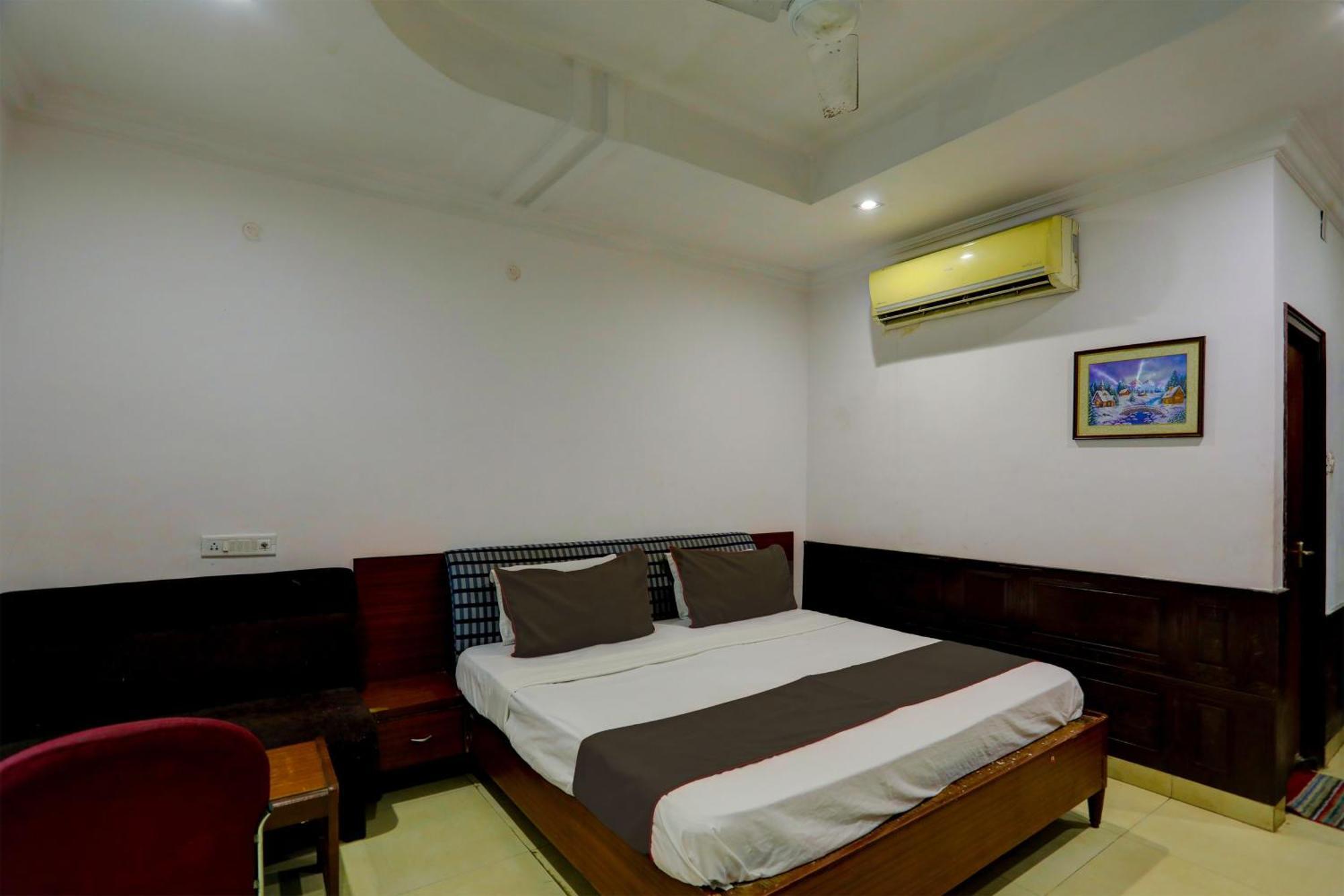 Hotel Monarch Inn Lucknow Eksteriør bilde