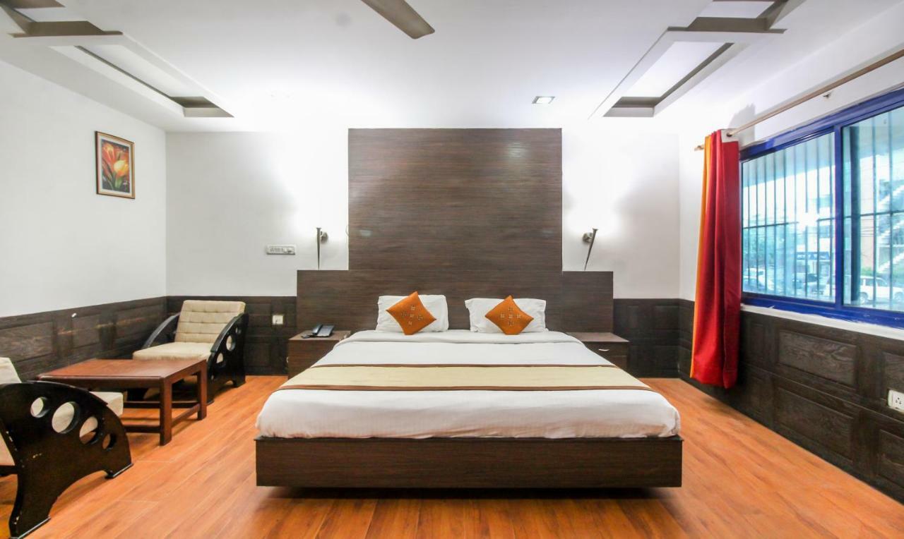 Hotel Monarch Inn Lucknow Eksteriør bilde