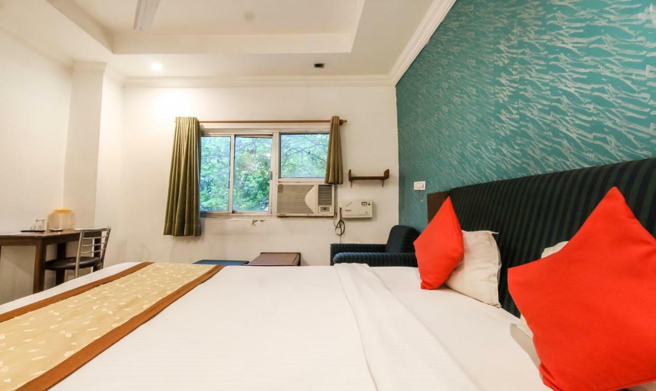 Hotel Monarch Inn Lucknow Eksteriør bilde