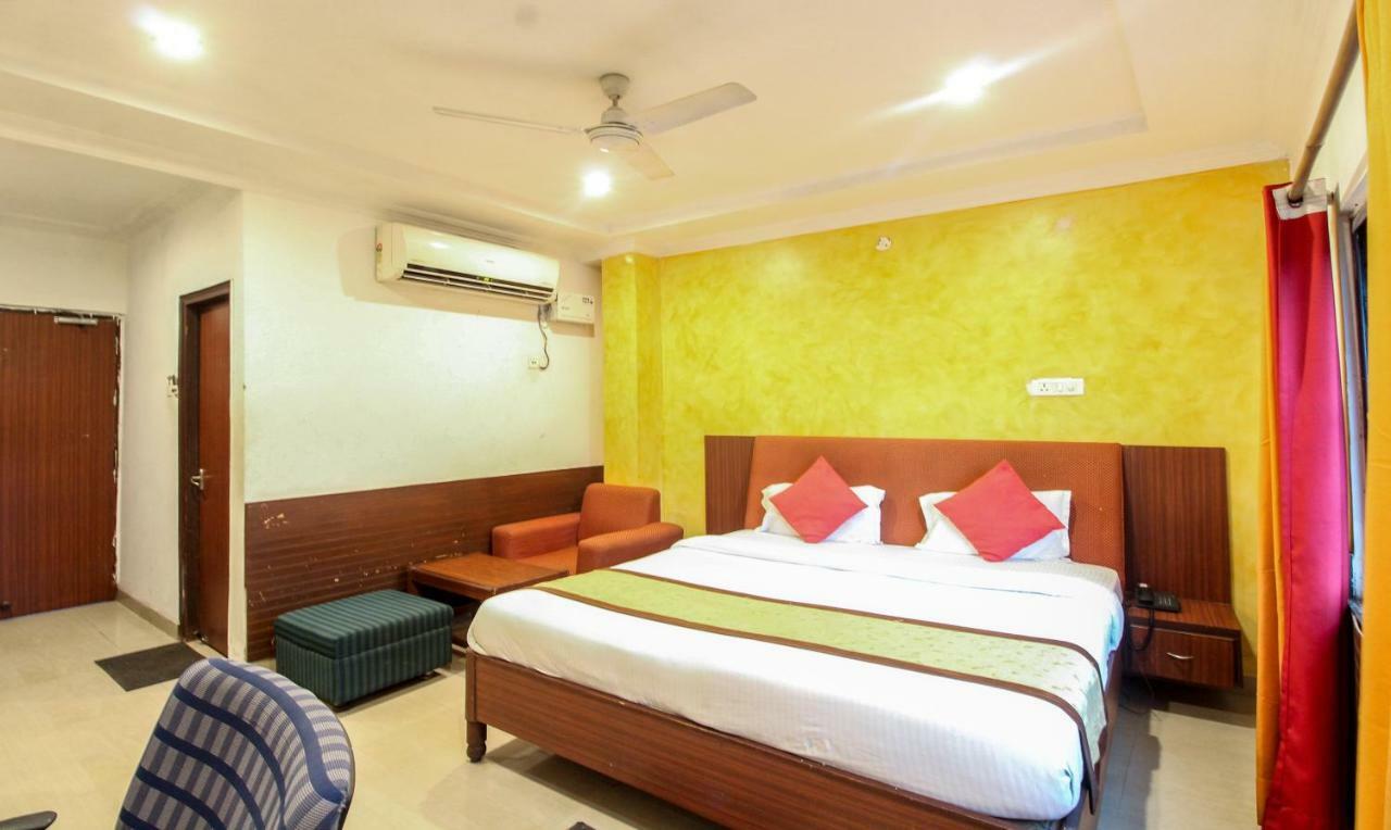 Hotel Monarch Inn Lucknow Eksteriør bilde